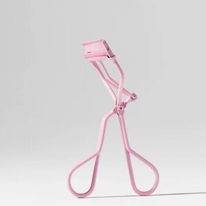 Pink Eyelash Curler